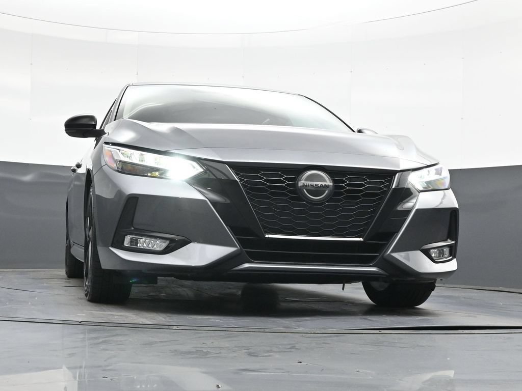 Used 2023 Nissan Sentra SR w/ Midnight Edition Package FWD image 50