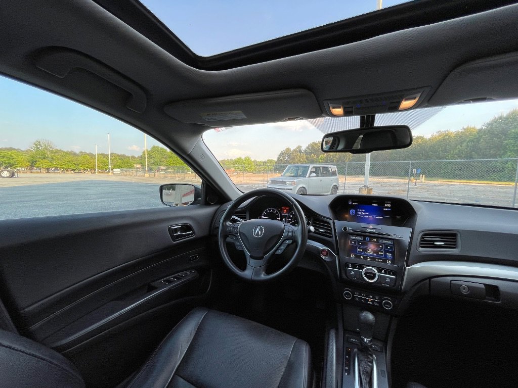 Used 2017 Acura ILX FWD image 28