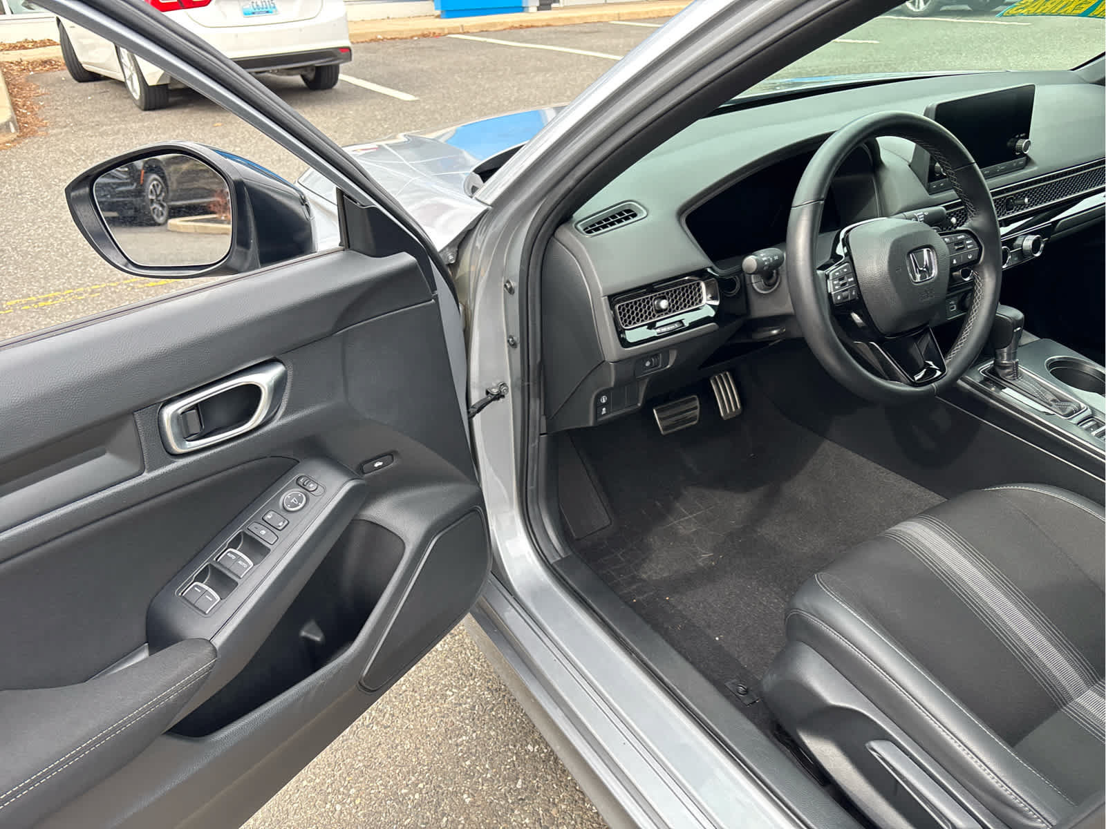 Used 2024 Honda Civic Sport image 7