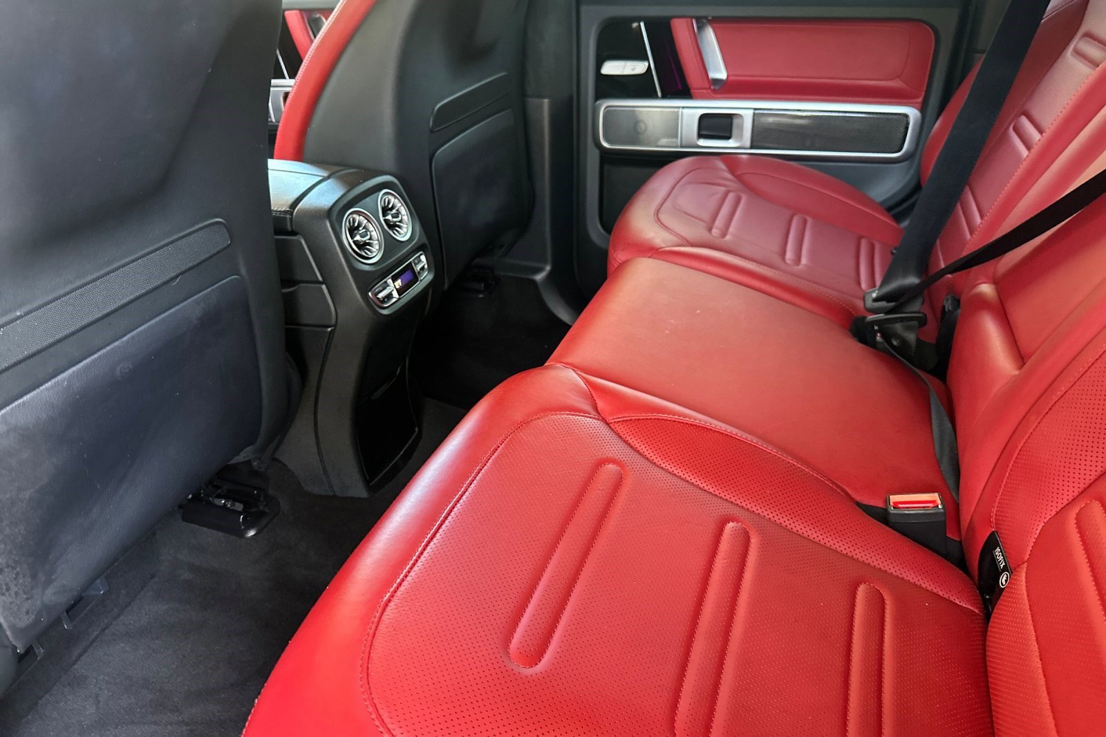 Used 2023 Mercedes-Benz G 550 image 28