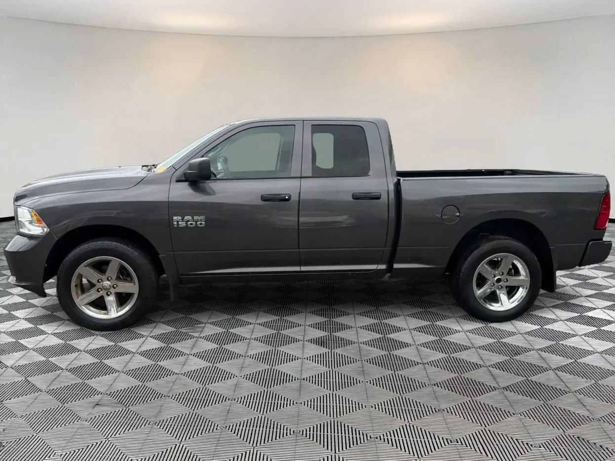 Used 2018 RAM 1500 Express w/ Express Value Package AWD/4WD image 4
