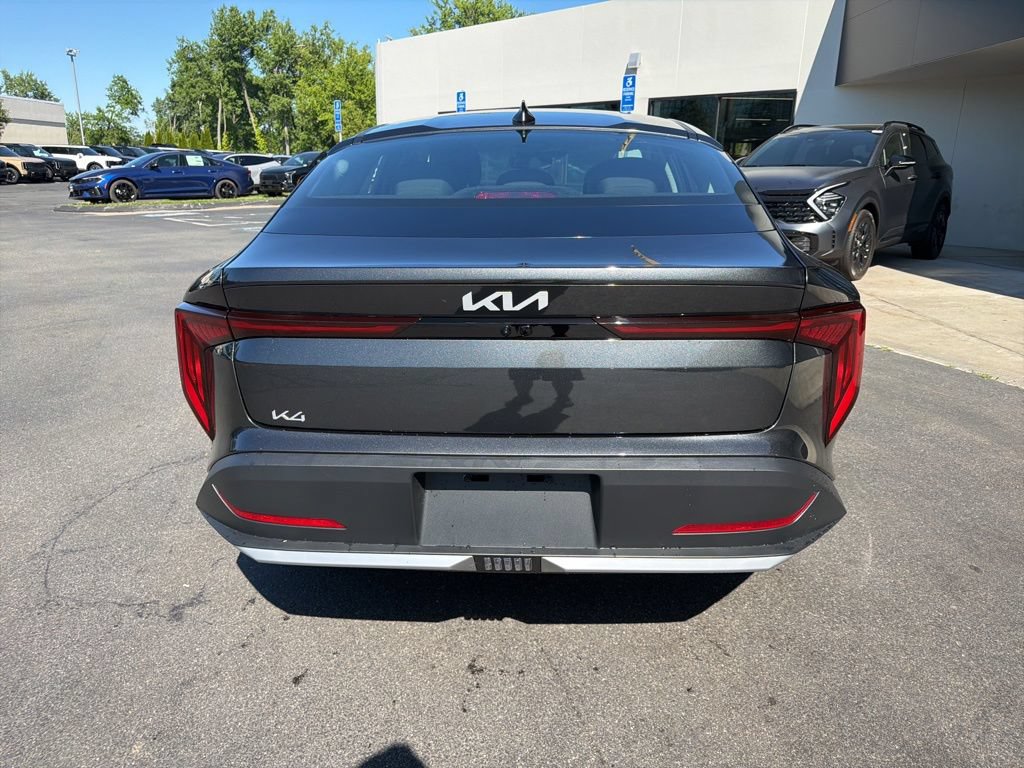 New 2026 Kia K4 FWD image 9