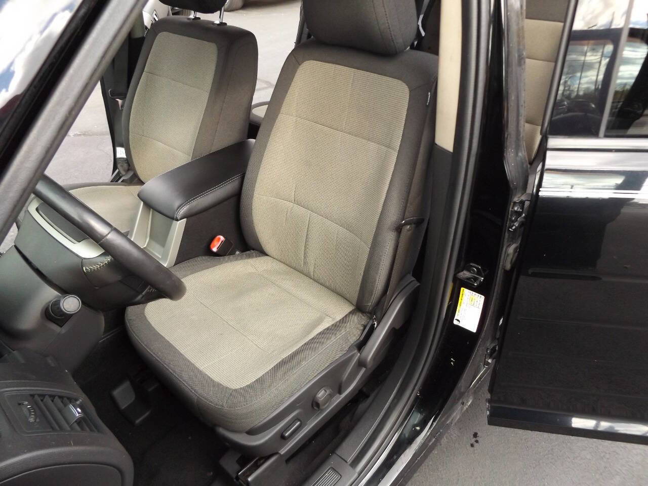 Used 2012 Ford Flex SE w/ Trailer Tow Pkg Class III image 13