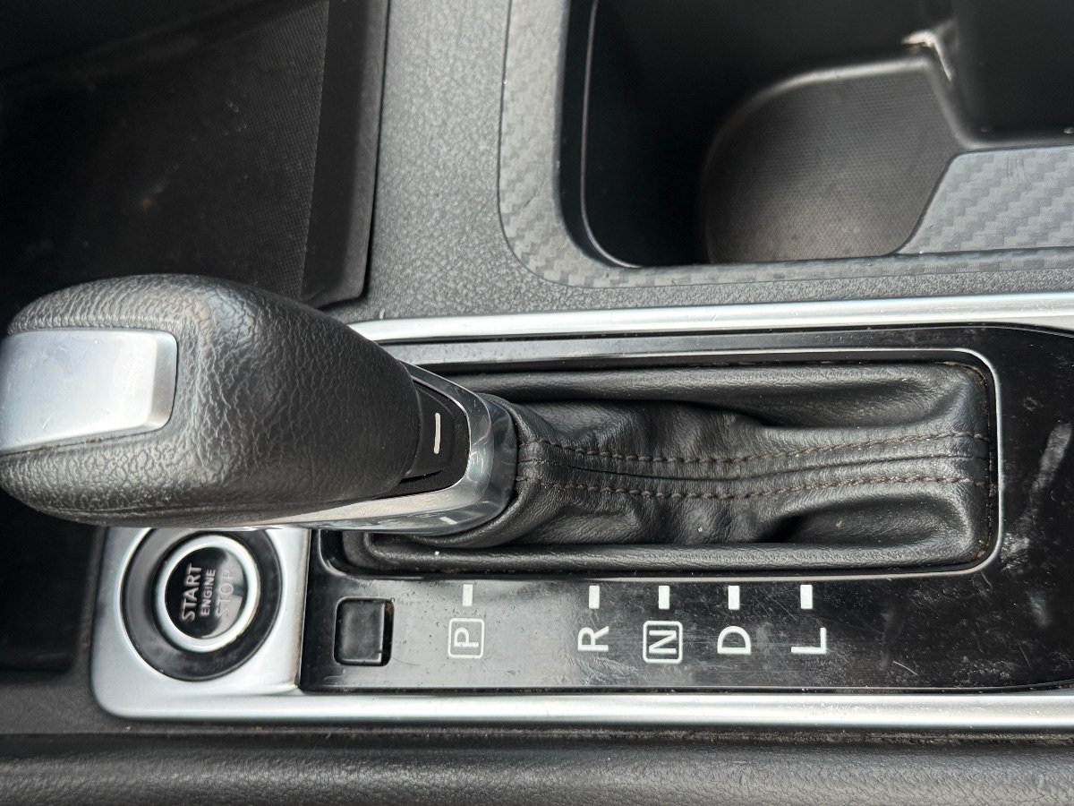 Used 2020 Nissan Sentra SV w/ Trunk Package FWD image 28