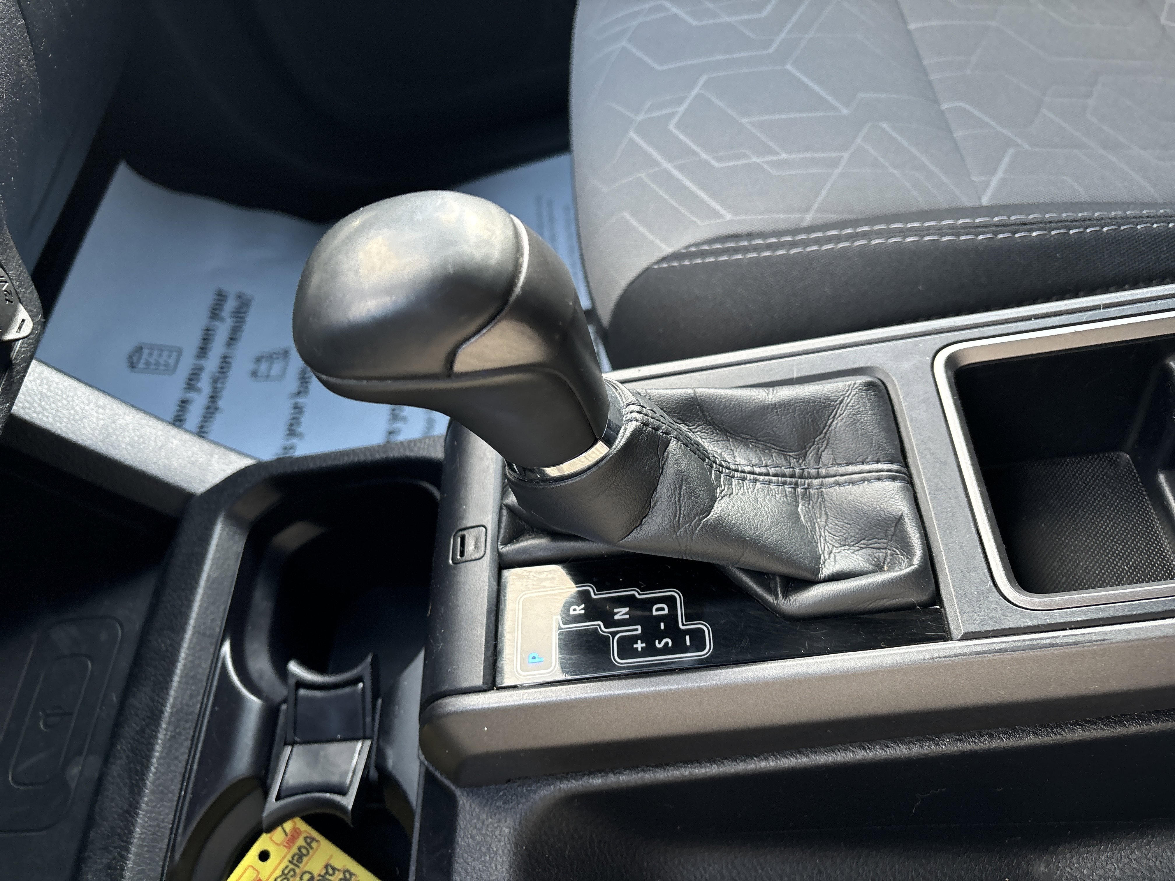 Used 2022 Toyota Tacoma TRD Sport image 23