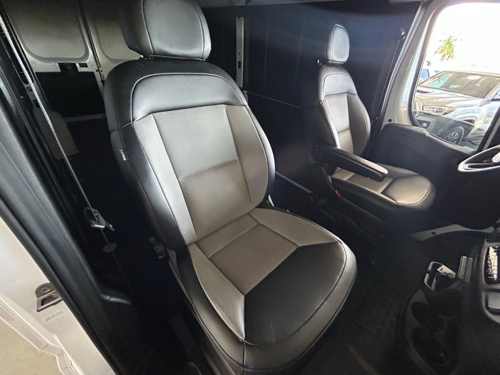 Used 2023 RAM ProMaster 2500 FWD image 31
