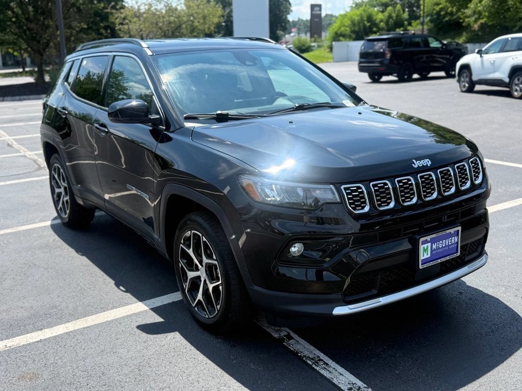 Used 2024 Jeep Compass Limited AWD/4WD image 10