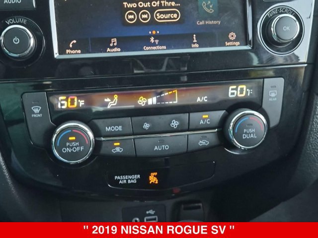 Used 2019 Nissan Rogue SV AWD/4WD image 24