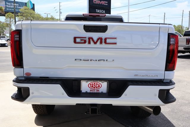 New 2026 GMC Sierra 3500 Denali w/ Denali Reserve Package AWD/4WD image 7