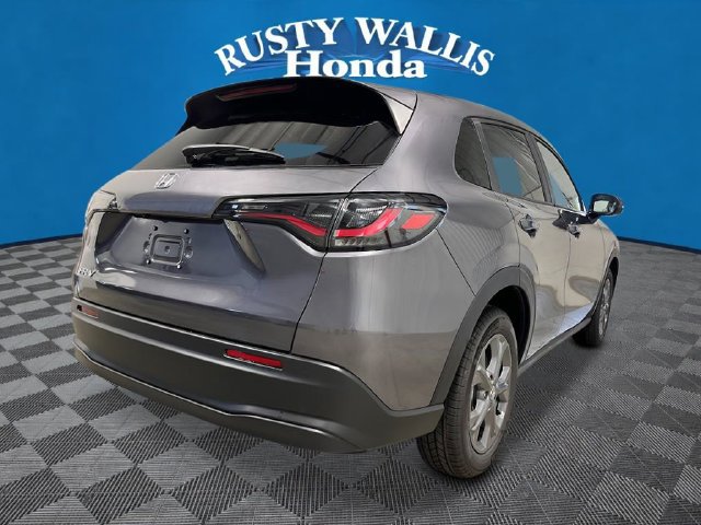 New 2027 Honda HR-V LX image 3
