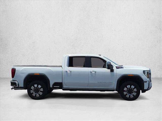 Used 2026 GMC Sierra 2500 Denali w/ Denali Reserve Package AWD/4WD image 4