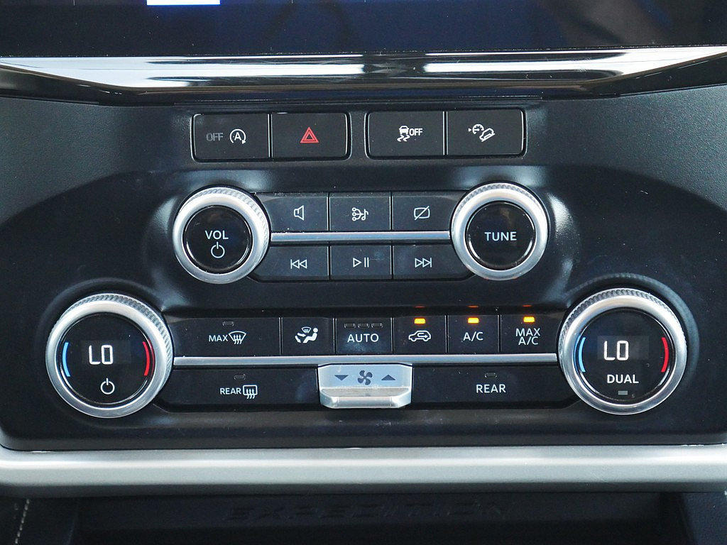 Used 2023 Ford Expedition Max XL AWD/4WD image 23