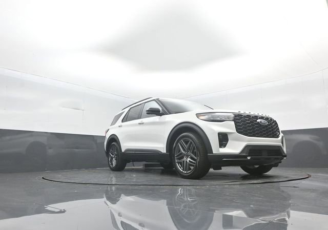 New 2026 Ford Explorer ST w/ Sun And Sound Package image 28