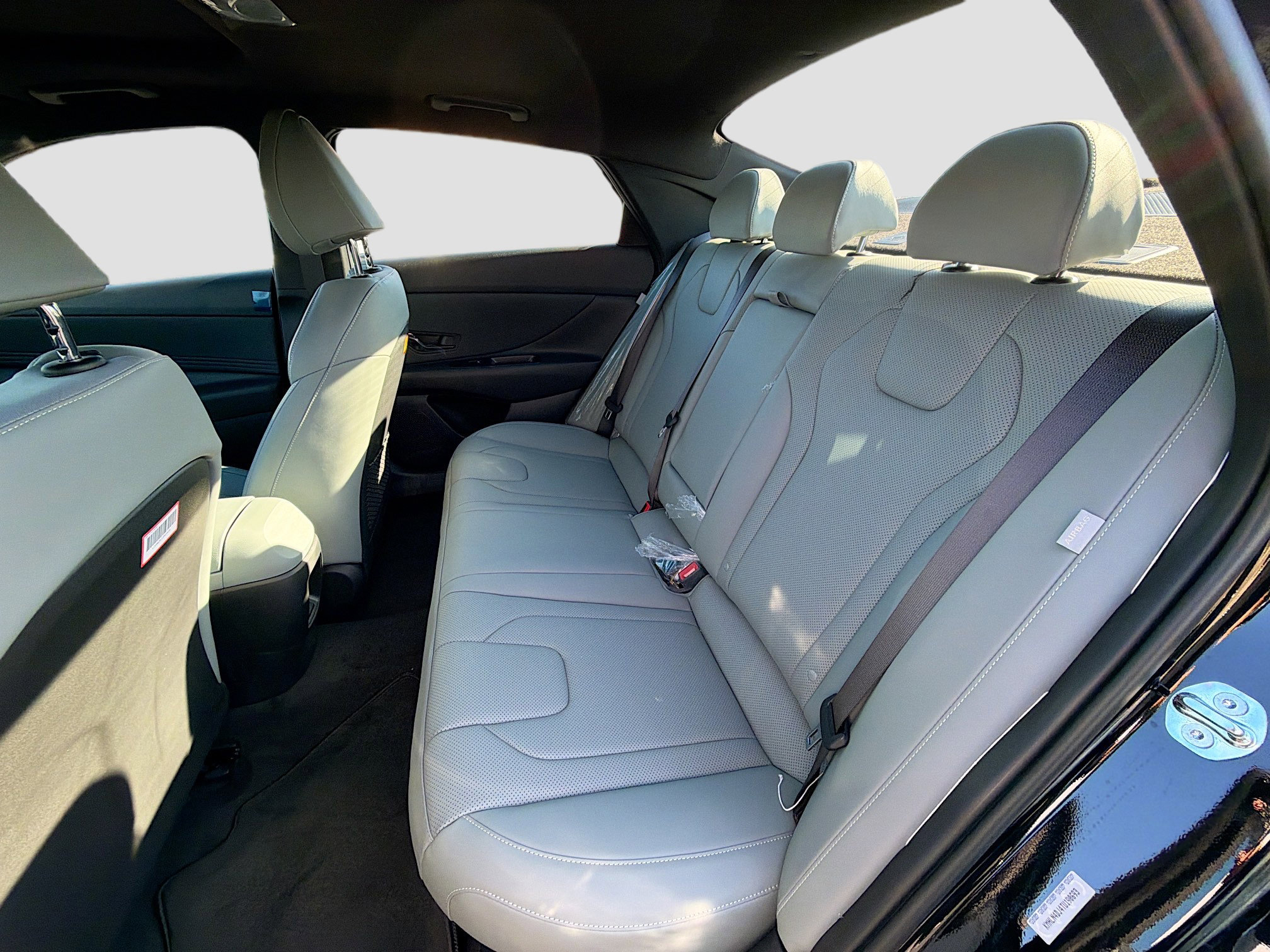 New 2026 Hyundai Elantra Limited image 19