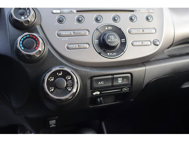 Used 2010 Honda Fit image 16