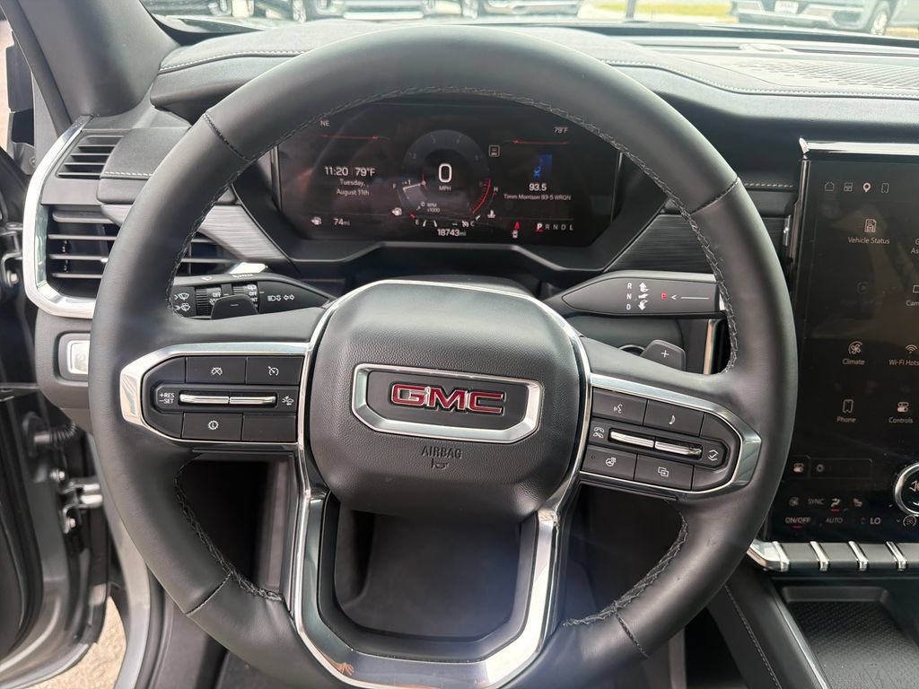 Used 2024 GMC Acadia Elevation w/ Luxury Package FWD image 15