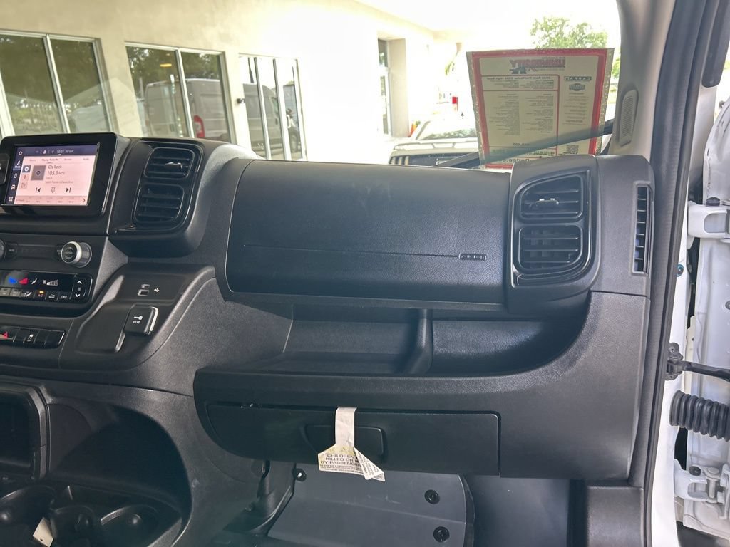 Used 2025 RAM ProMaster 2500 w/ Convenience Group FWD image 23