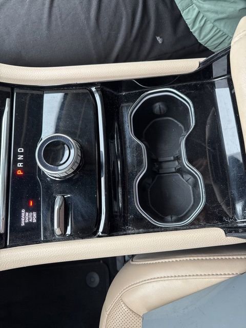 Used 2022 Jeep Grand Cherokee Limited w/ Luxury Tech Group II image 27