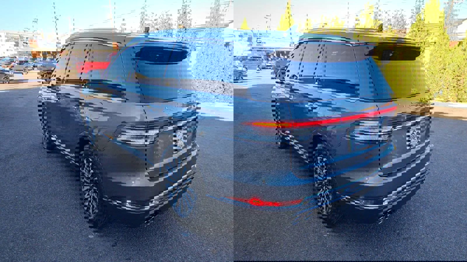 Used 2021 Lincoln Aviator Reserve w/ Equipment Group 201A image 6