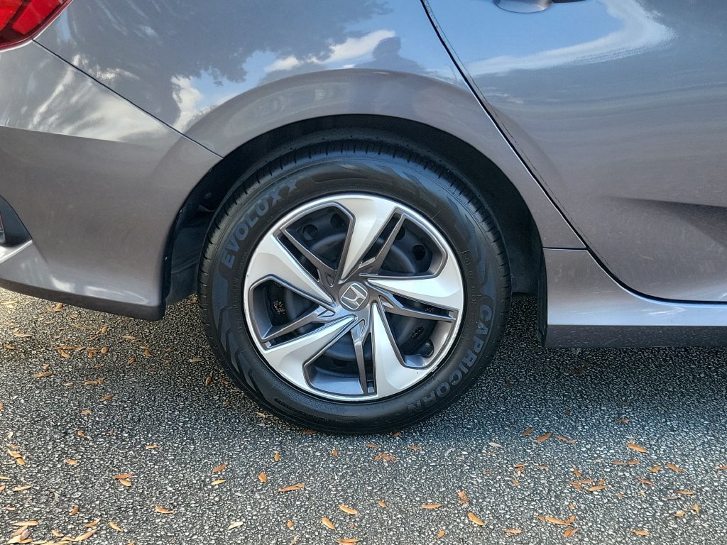 Used 2019 Honda Civic LX image 4