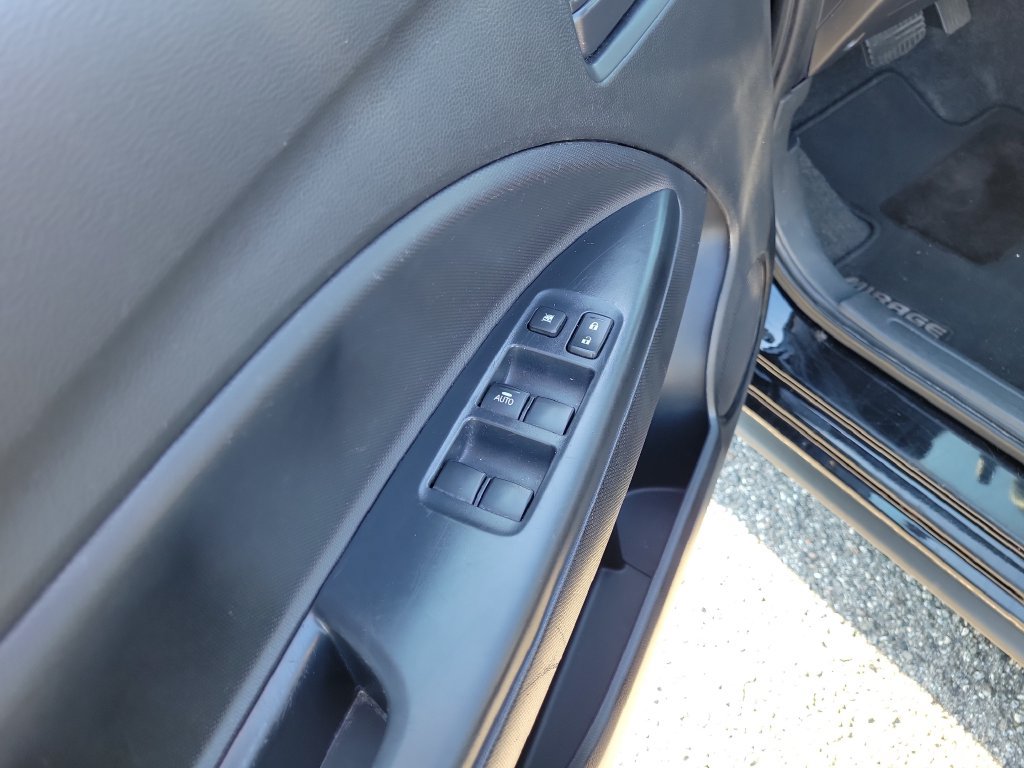Used 2024 Mitsubishi Mirage LE FWD image 21