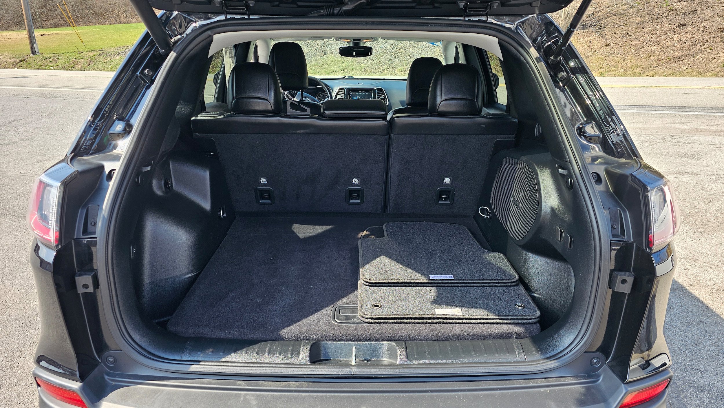 Used 2020 Jeep Cherokee Limited image 15