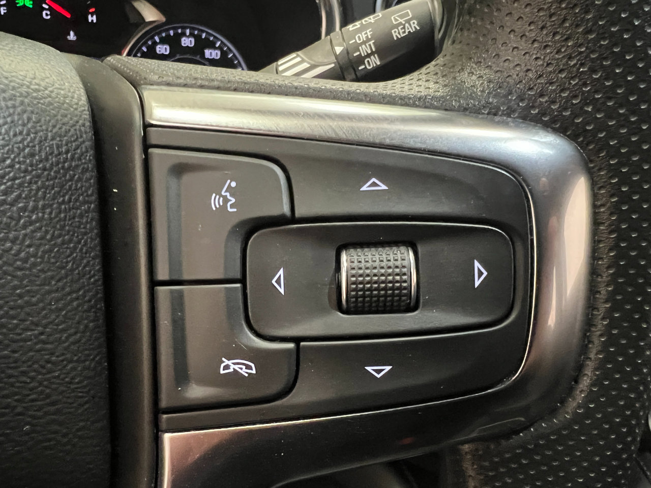 Used 2025 Chevrolet Blazer LT image 29