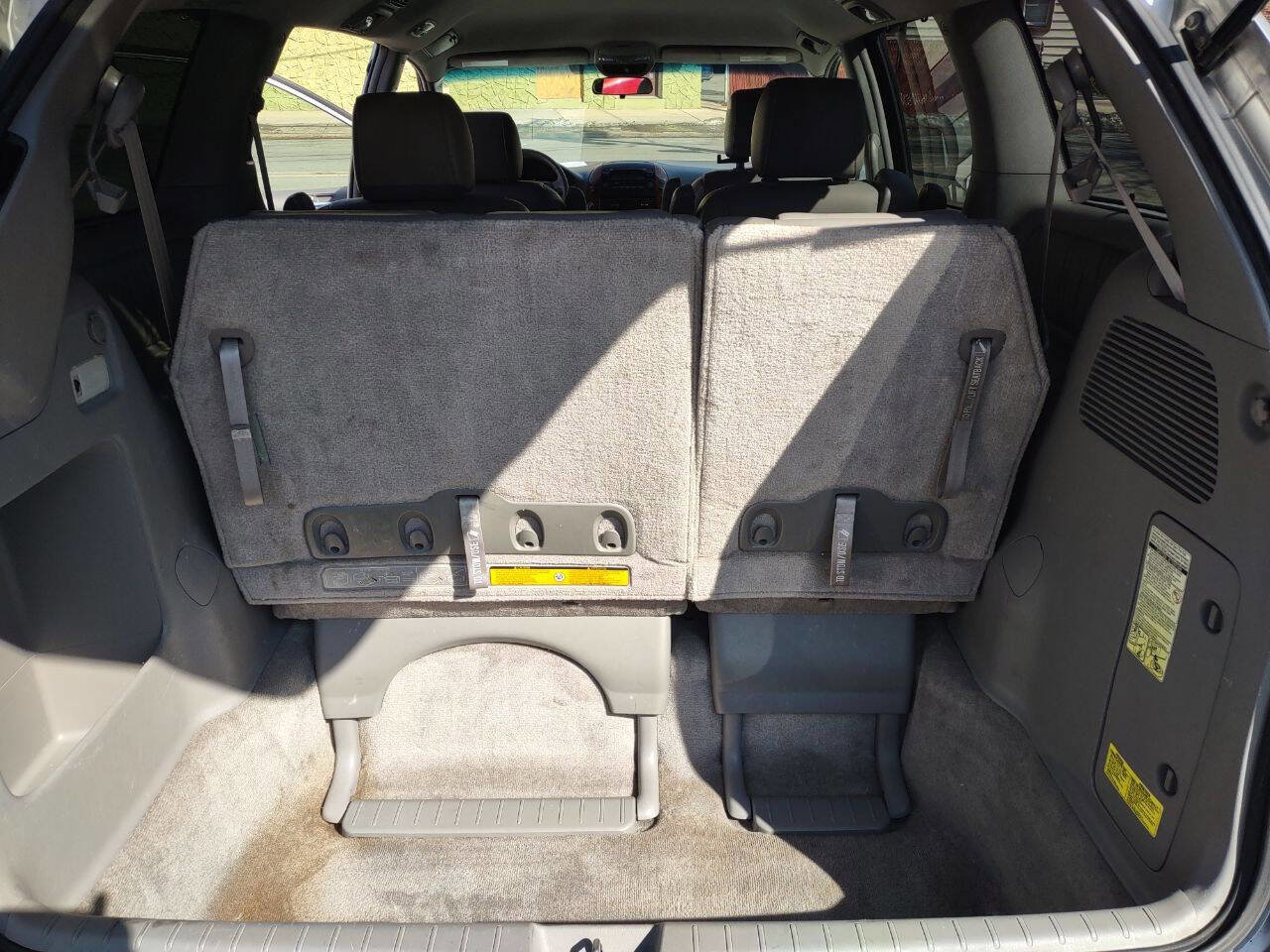 Used 2008 Toyota Sienna XLE image 25