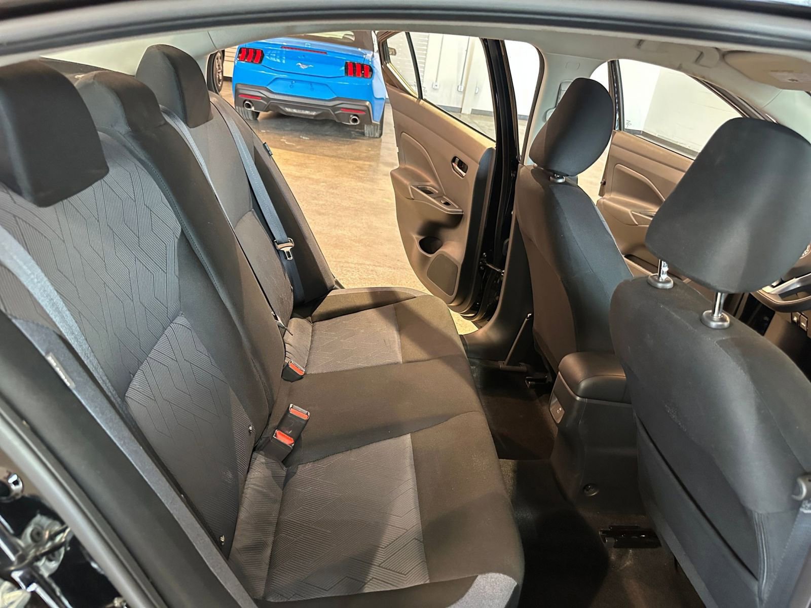 Used 2025 Nissan Versa SV image 36