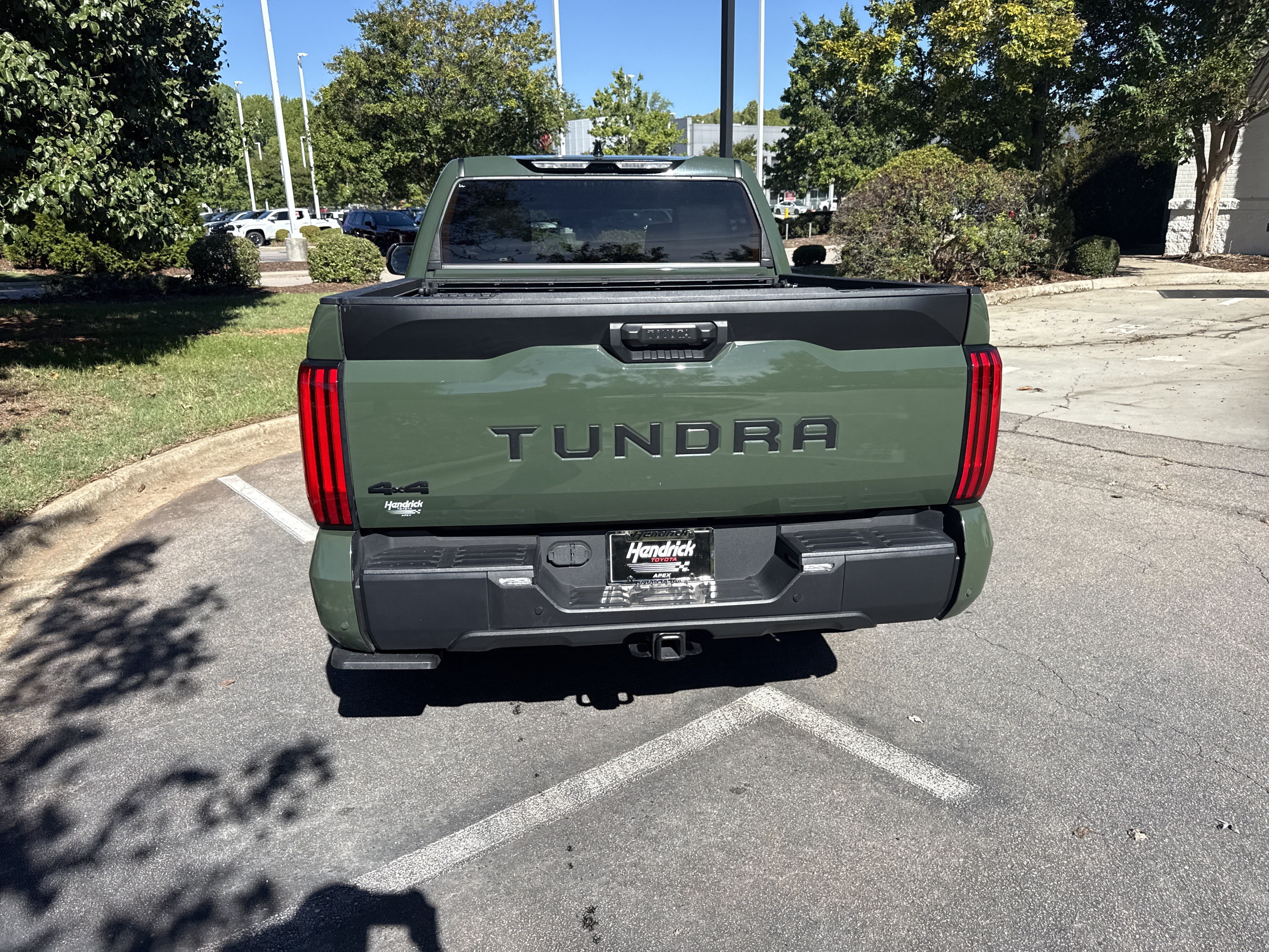 Used 2023 Toyota Tundra SR5 w/ SR5 Premium Package AWD/4WD image 9
