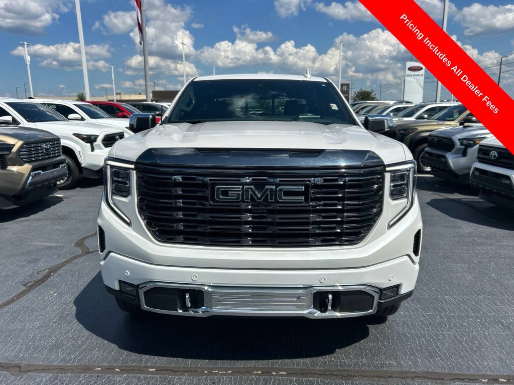 Used 2023 GMC Sierra 1500 Denali Ultimate AWD/4WD image 32