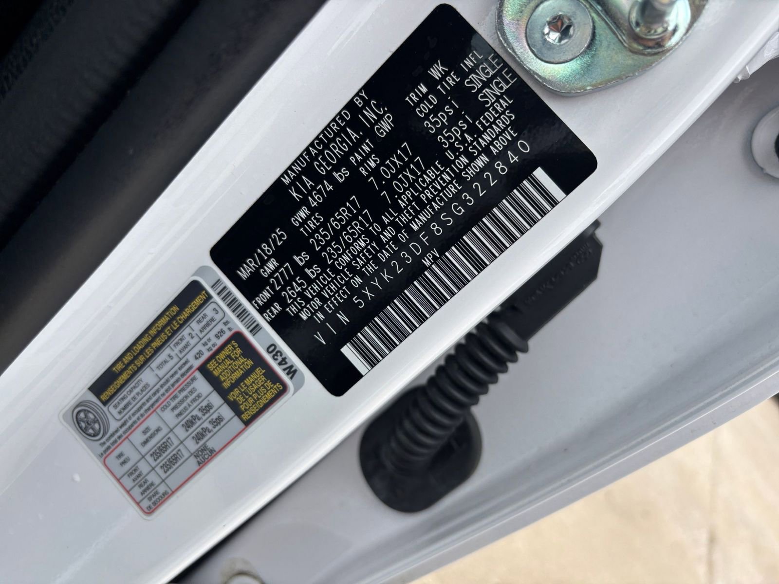 Used 2025 Kia Sportage LX FWD image 28