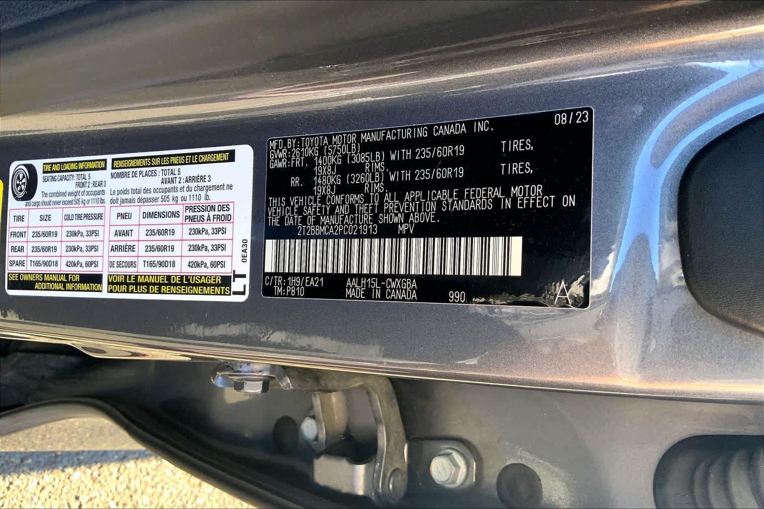 Used 2023 Lexus RX 350h w/ Accessory Package (2T) AWD/4WD image 37