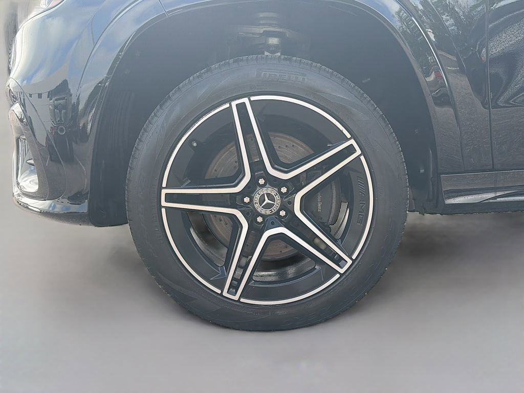 Used 2025 Mercedes-Benz GLS 450 4MATIC w/ Pinnacle Trim Package image 46