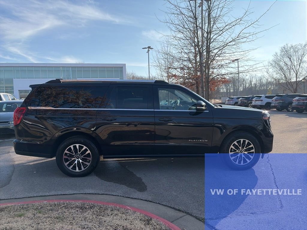 Used 2025 Ford Expedition Max Platinum image 9