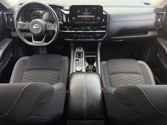 Used 2024 Nissan Pathfinder SV AWD/4WD image 10
