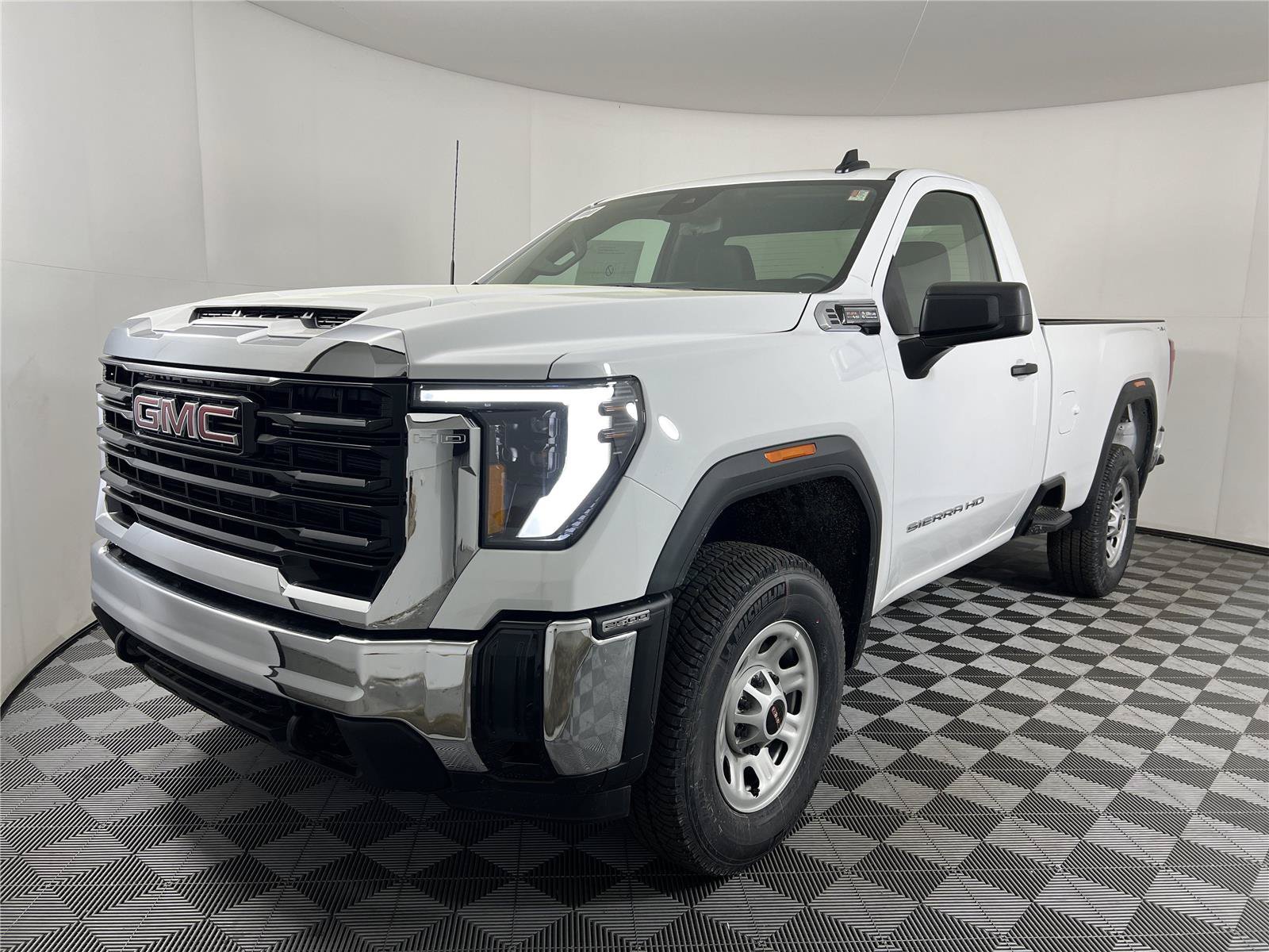New 2026 GMC Sierra 2500 Pro w/ Convenience Package AWD/4WD image 3