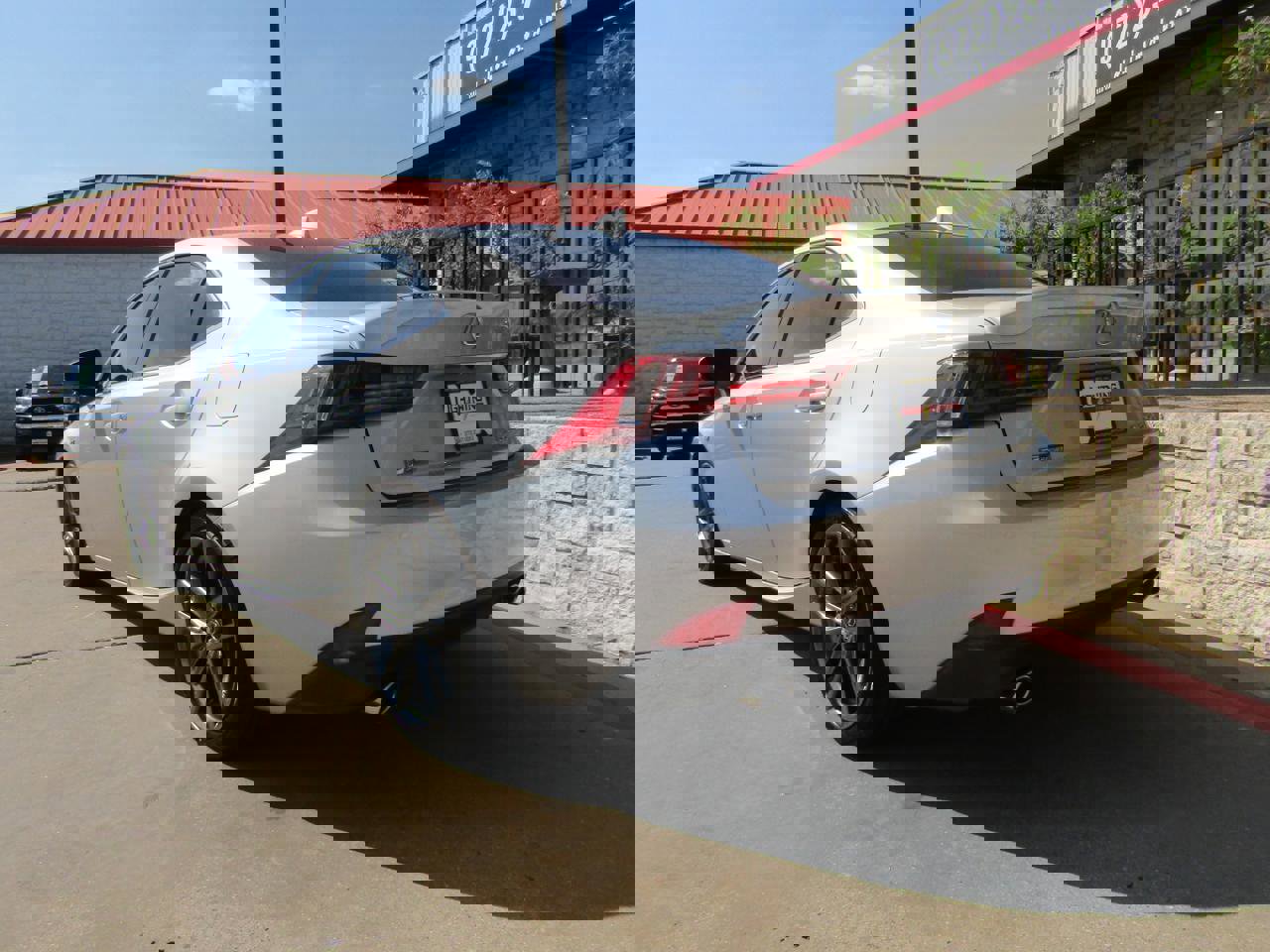 Used 2015 Lexus IS 250 4dr Sport Sdn AWD w/ F-Sport Package image 3