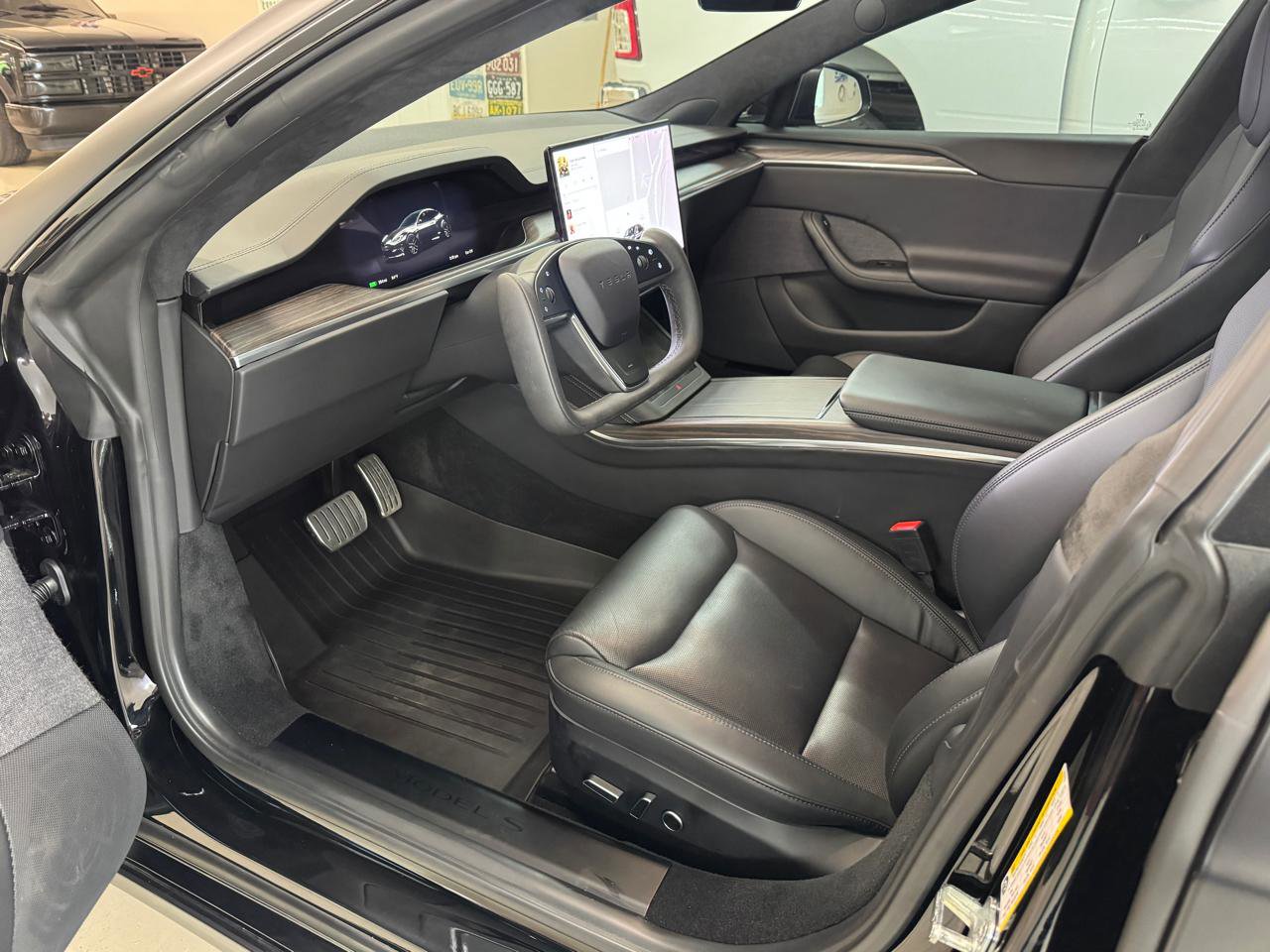 Used 2022 Tesla Model S Standard Range AWD/4WD image 6