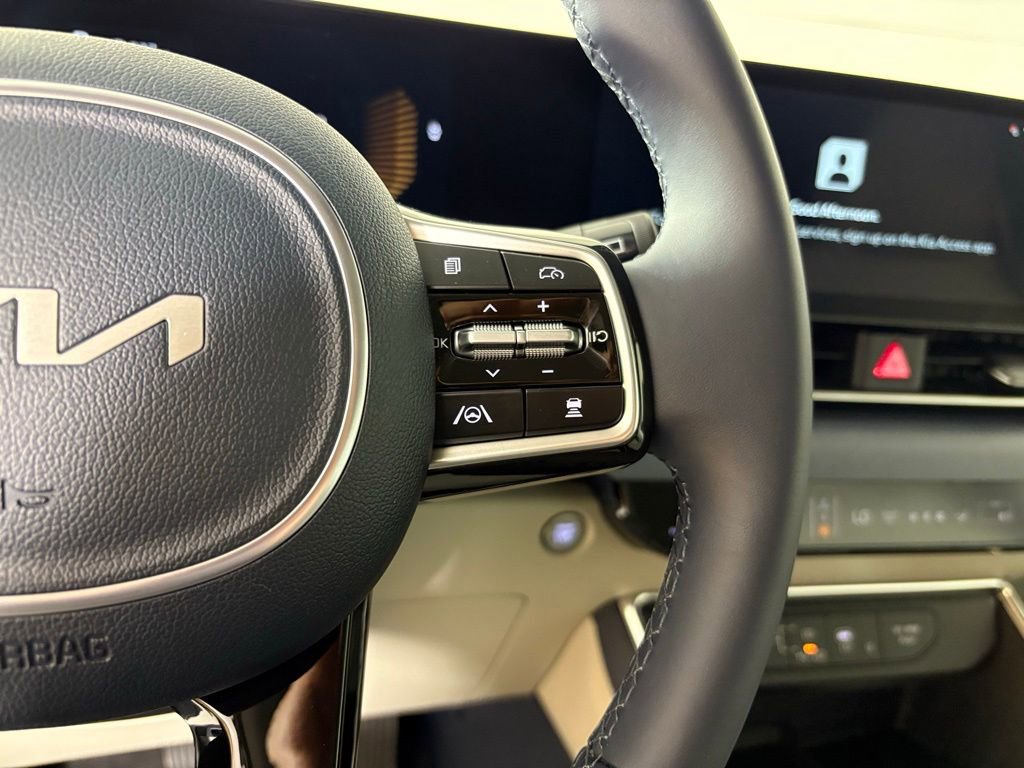 New 2026 Kia Carnival EX image 21