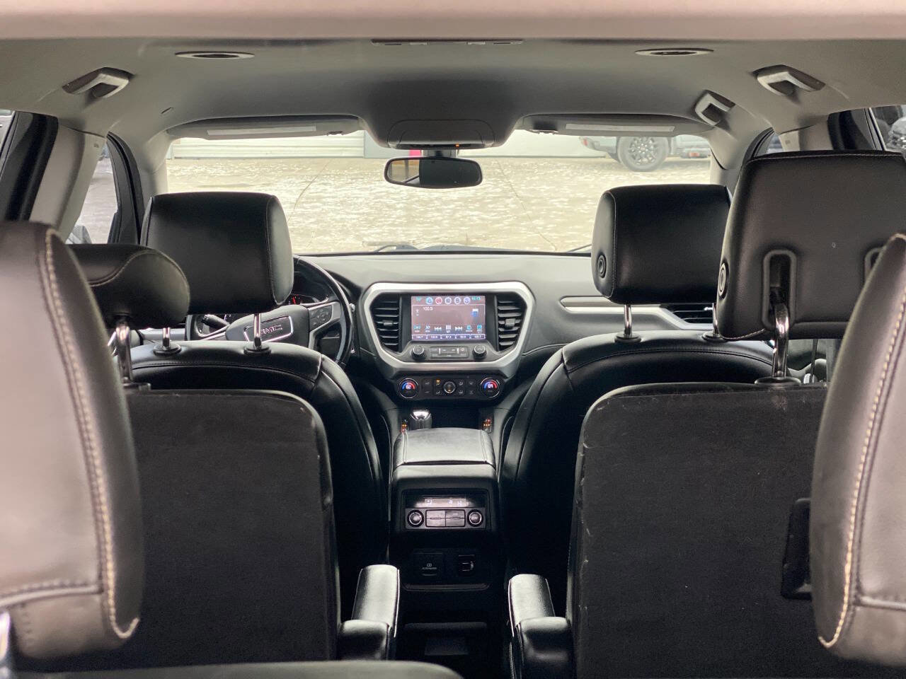 Used 2018 GMC Acadia SLT image 5