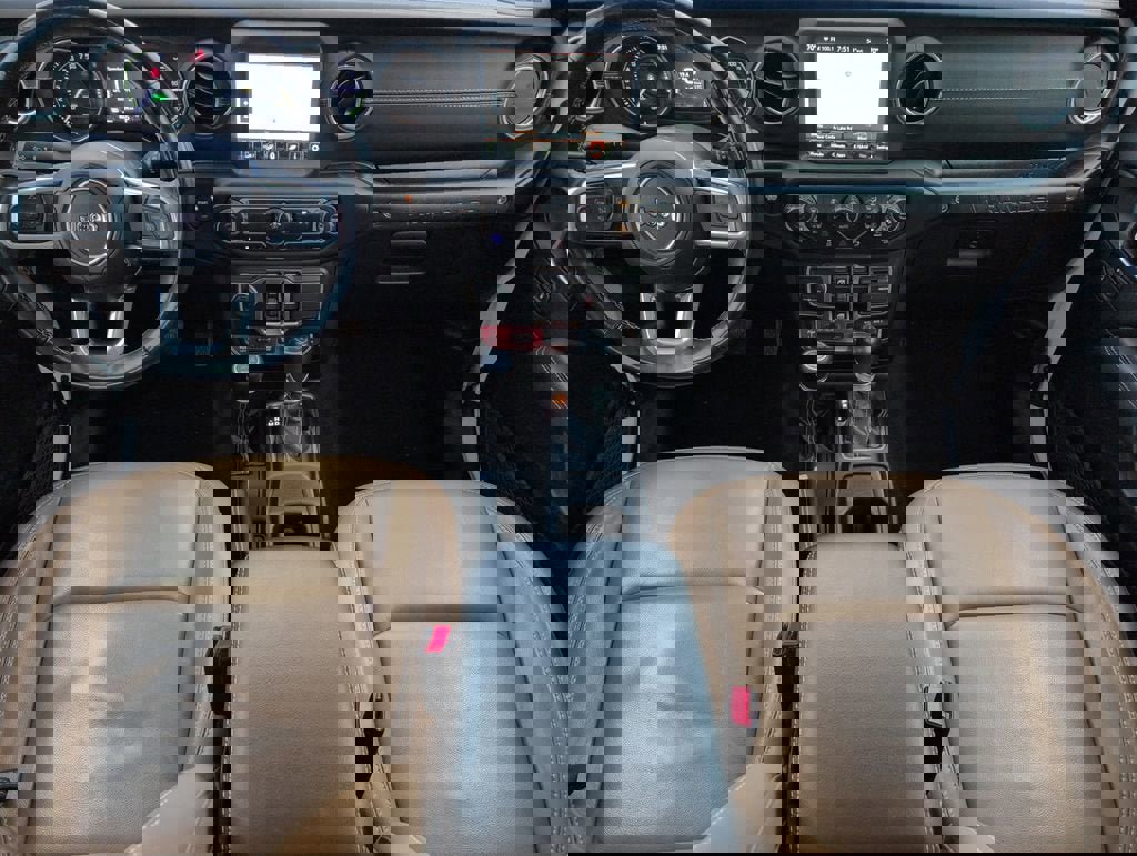 Used 2021 Jeep Wrangler Unlimited Rubicon 4xe w/ Cold Weather Group image 29