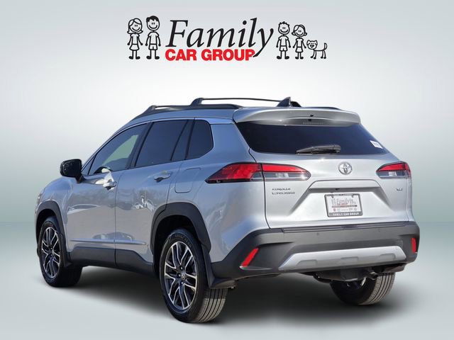 Used 2026 Toyota Corolla Cross XLE image 3
