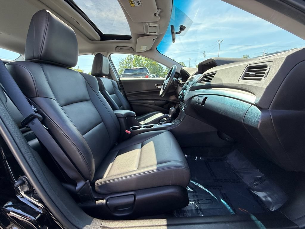 Used 2016 Acura ILX FWD image 25