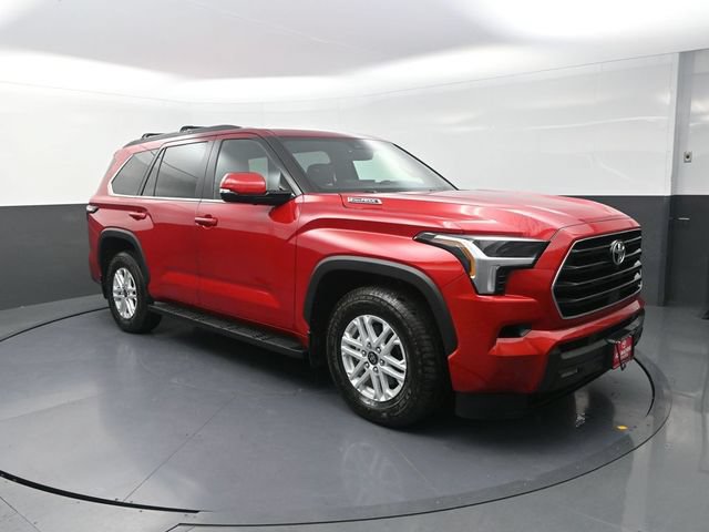 Used 2026 Toyota Sequoia SR5 w/ SR5 Premium Package AWD/4WD image 10