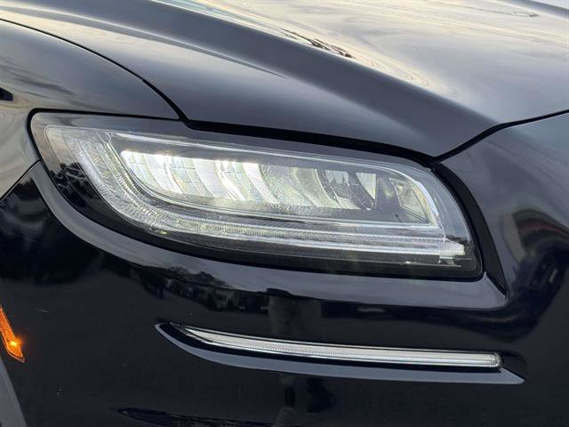 Used 2020 Lincoln Nautilus Reserve AWD/4WD image 8