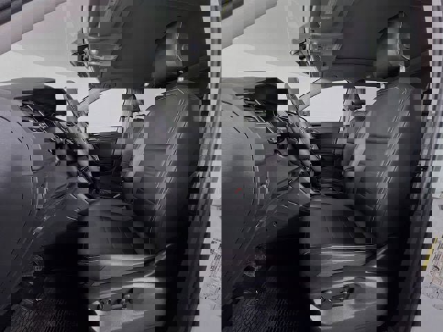 Used 2021 Volkswagen Tiguan SE image 20