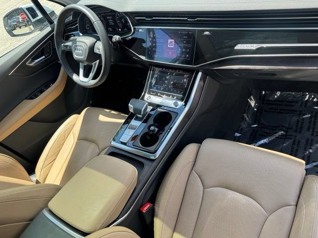 Used 2025 Audi Q7 3.0T Prestige AWD/4WD image 28