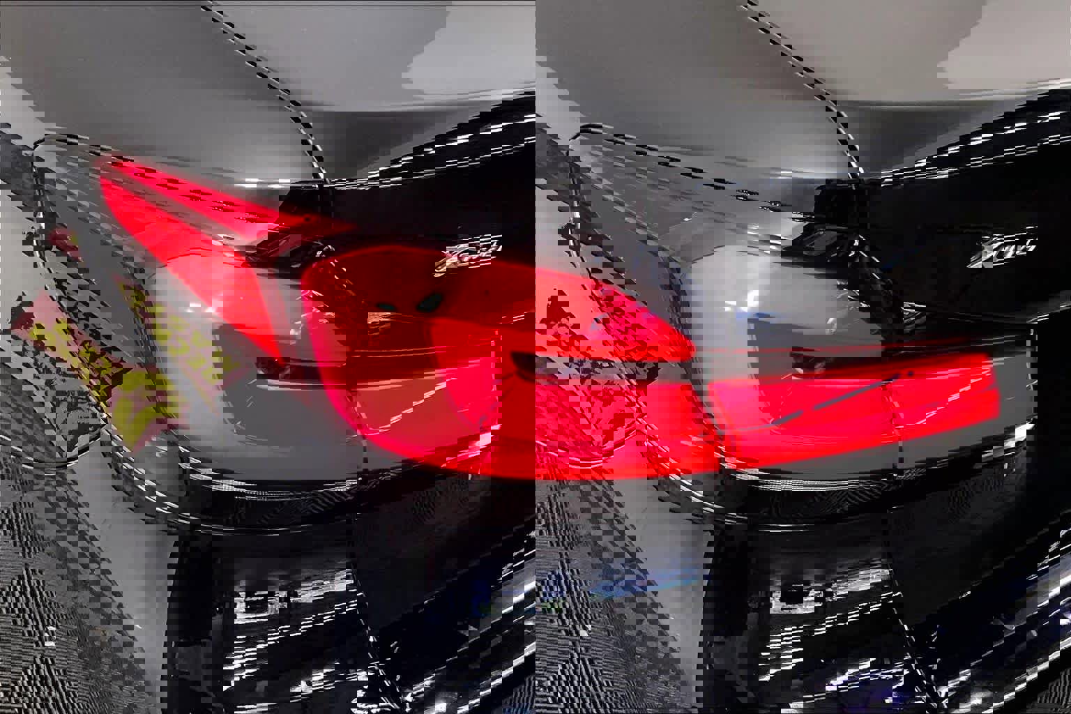 Used 2023 BMW 530e xDrive image 27