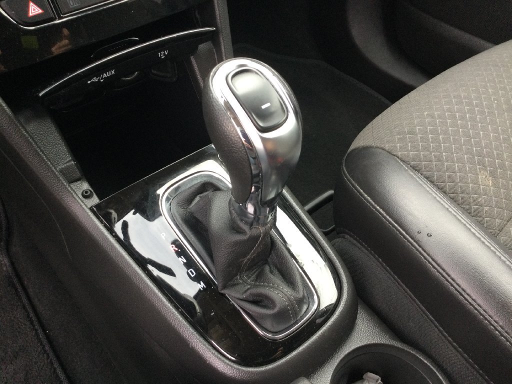Used 2020 Buick Encore Preferred FWD image 23
